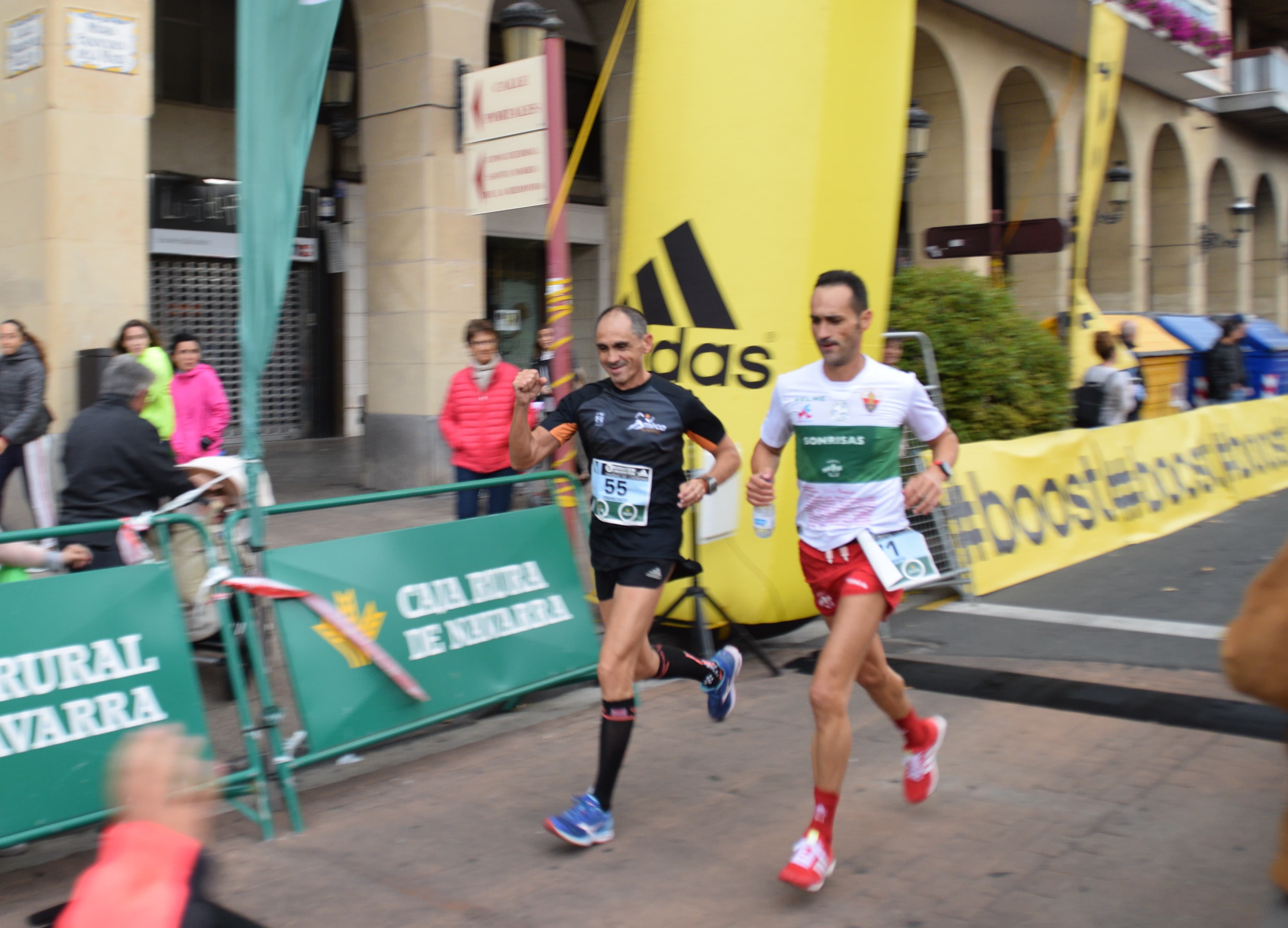 El Valor de la Solidaridad es el que más debe predominar en el Deporte. Pero… Empezamos junt@s, acabamos sol@s El Valor de la Solidaridad es el que más debe predominar en el Deporte. Pero… Empezamos junt@s, acabamos sol@s