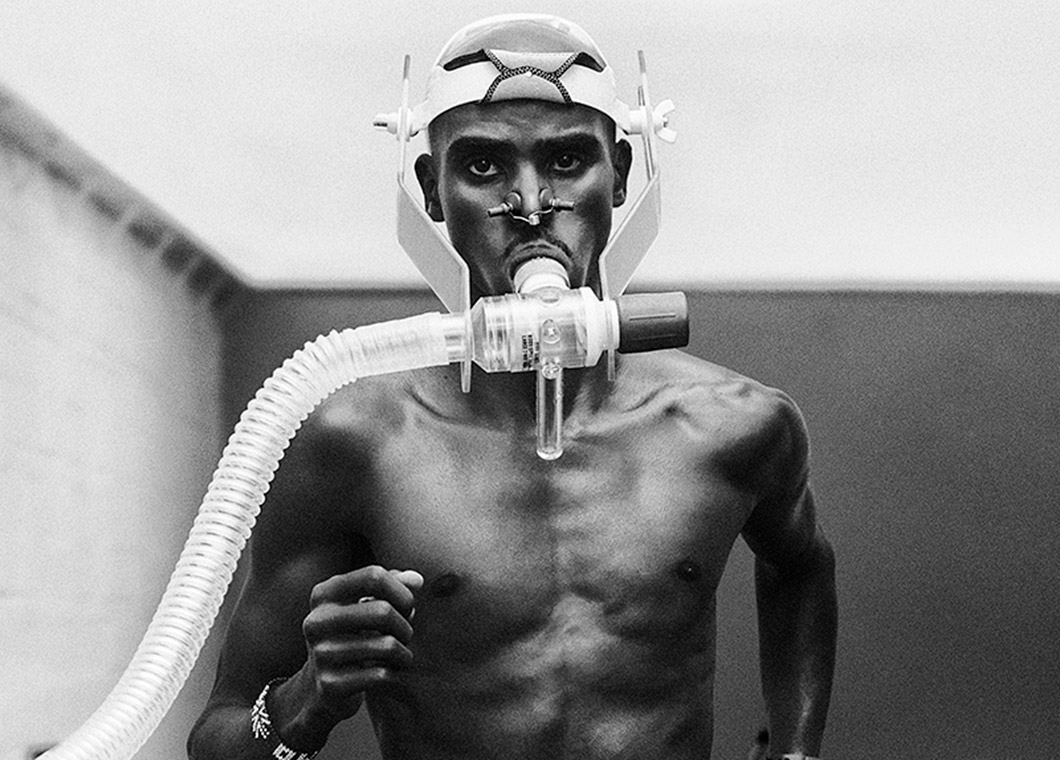 Pero, sobre todo, evaluar nos va a permitir conocer nuestra capacidad aeróbica (VO2máx), nuestra eficiencia y cuáles son nuestros umbrales ventilatorios y/o de lactato para extraer las zonas de entrenamiento con las que entrenar. Evaluar en running. Pero, sobre todo, evaluar nos va a permitir conocer nuestra capacidad aeróbica (VO2máx), nuestra eficiencia y cuáles son nuestros umbrales ventilatorios y/o de lactato para extraer las zonas de entrenamiento con las que entrenar.